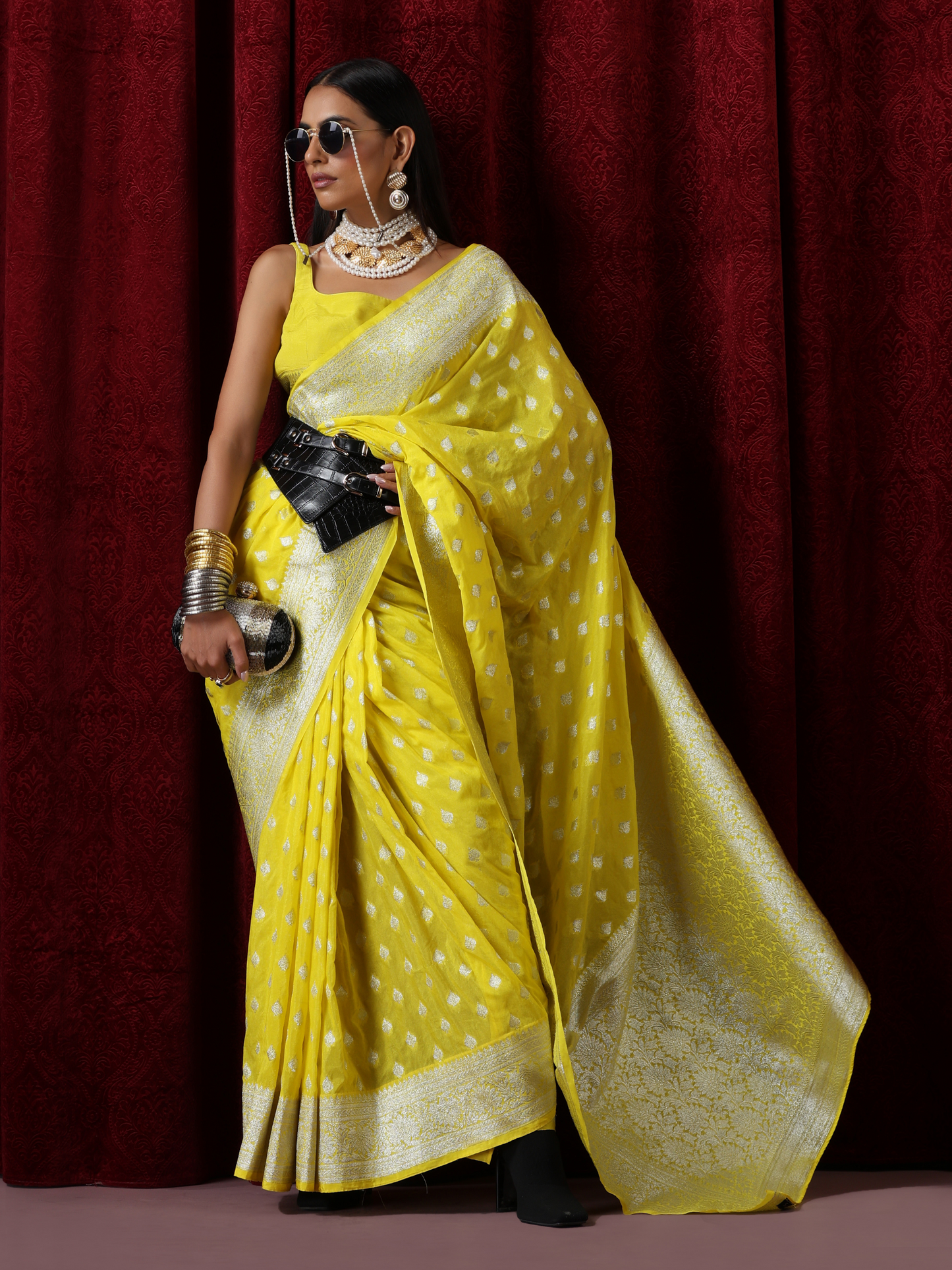 Dhiyona ST Yellow and Silver Pure Georgette Saree with Blouse Fabric