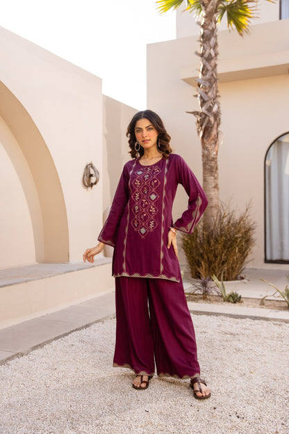 Karen zantium embroidery co-ord set