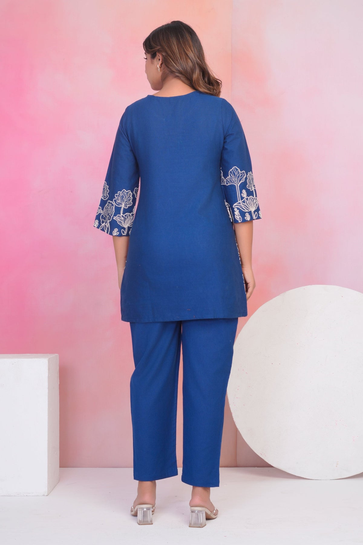 Vaidehi indi embroidery cotton co-ord set