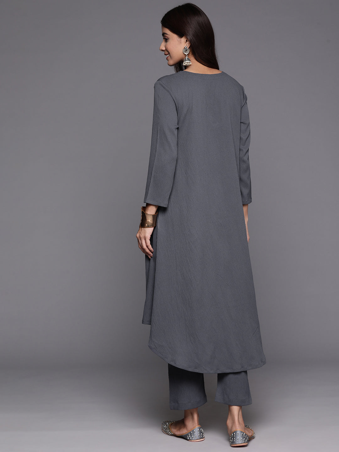 Dhiyona VR Women's Grey Empire Gathered Details A-Line Kurta Paired With Tonal Bottom