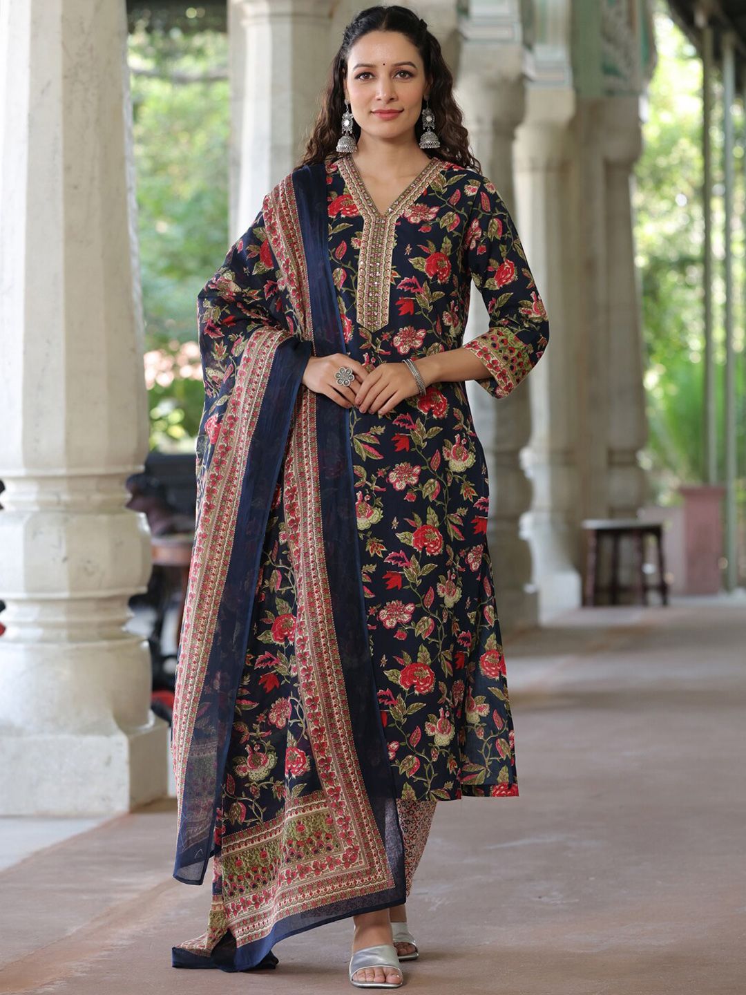 Dhiyona RR Women's Floral Printed V-Neck Pure Cotton Kurta with Trousers & With Dupatta