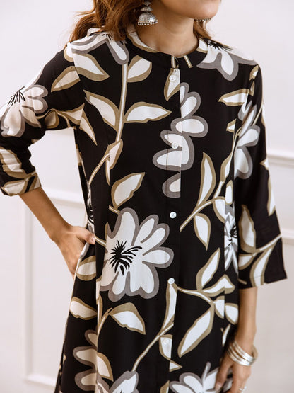 Dhiyona IS Women's Women Floral Printed Regular Kurta with Trousers