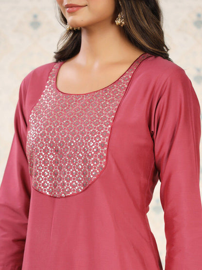 Dhiyona OD  Floral Embroidered Kurta