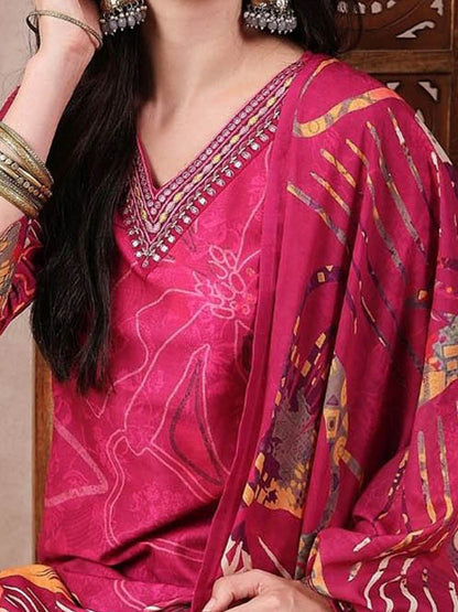 Dhiyona KL Floral Printed V Neck A-Line Kurta With Trousers & Dupatta