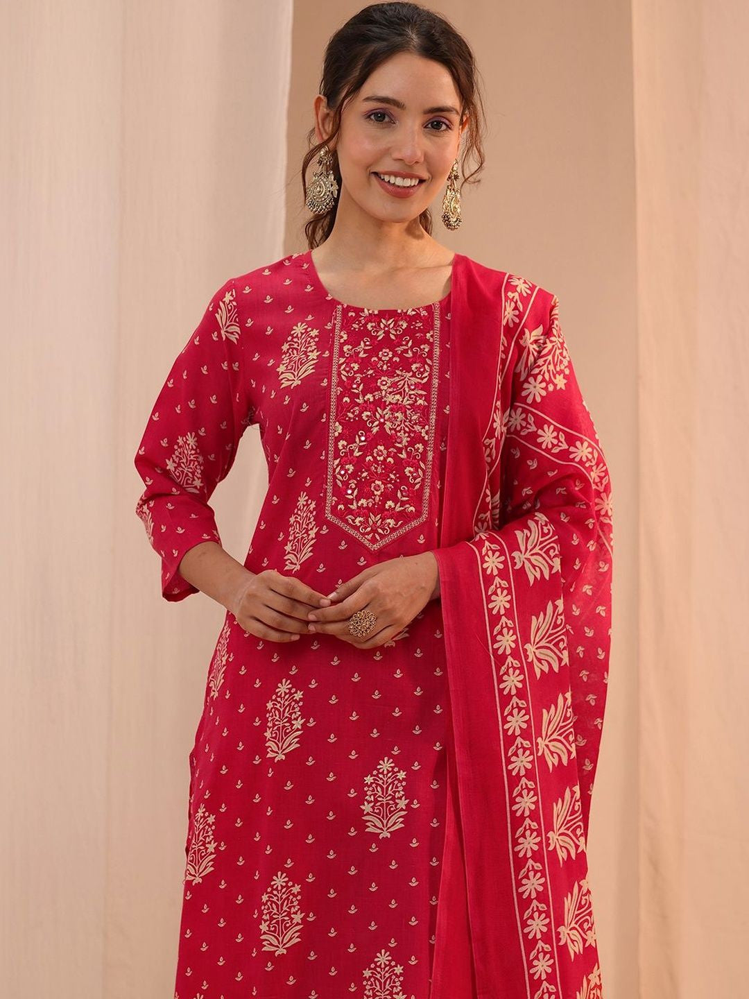 Women Ethnic Motifs Printed Regular Kurta with Trousers & With Dupatta