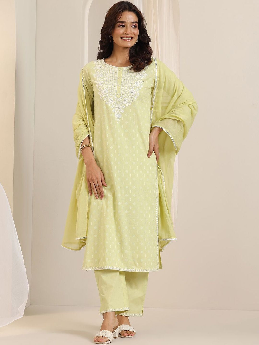 Floral Woven Design Thread Work Kurta With Trousers & Dupatta