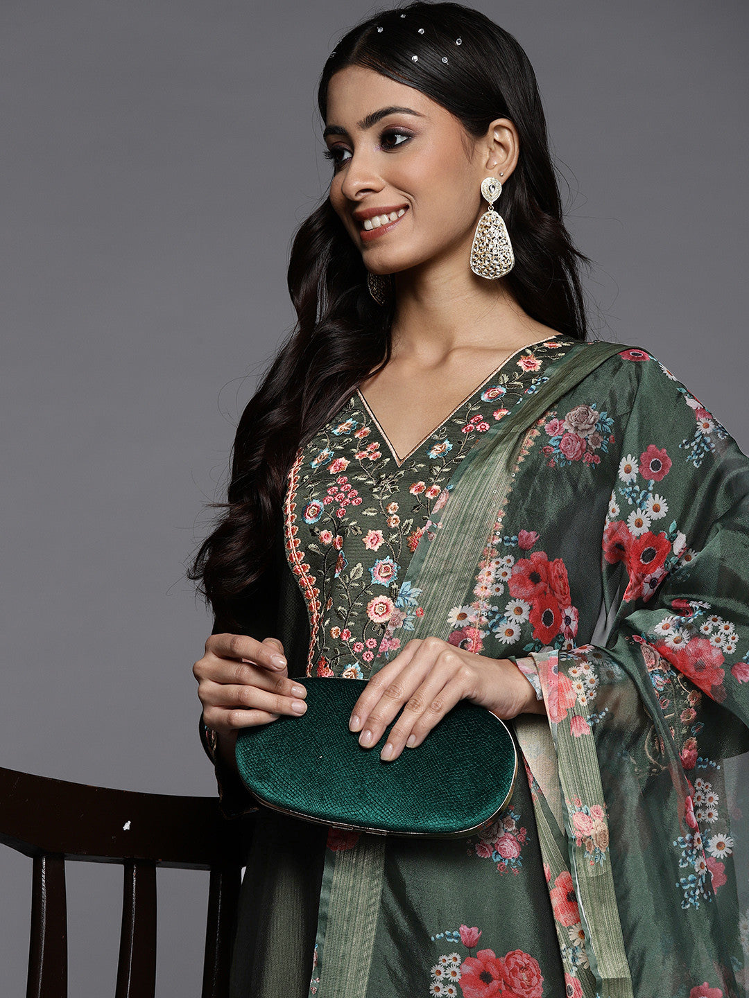 Women Green Yoke Design Embroidered Liva Kurta with Palazzos & Dupatta