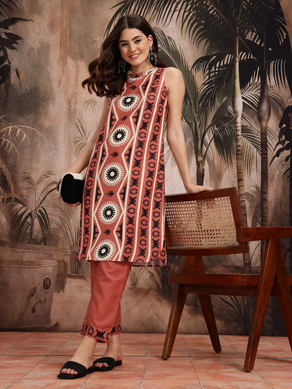 Ethnic Motifs Print Straight Kurta with Trousers