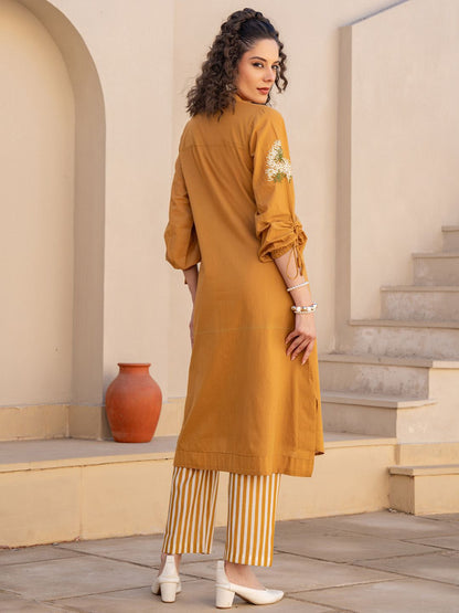 Floral Embroidered Mandarin Collar Pure Cotton Kurta With Trousers