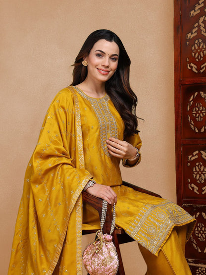 Dhiyona KL Ethnic Motifs Embroidered Sequinned Kurta With Palazzos & Dupatta