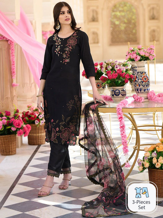Floral Embroidered Regular Thread Work Kurta With Trousers & Dupatta