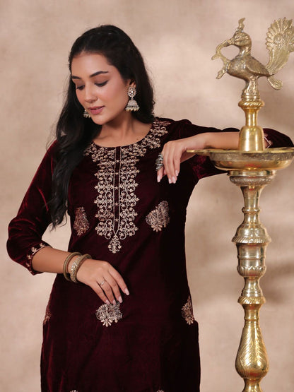 Dhiyona IS Women's Maroon Ethnic Motifs Embroidered Thread Work Velvet Kurta With Trousers