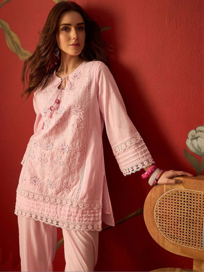Women Ethnic Motifs Embroidered Regular Thread Work Pure Cotton Kurta with Palazzos