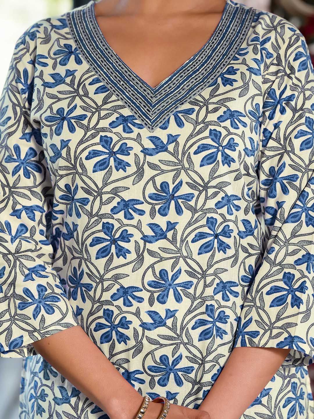 Dhiyona KL Floral Printed Regular Straight Pure Cotton Kurta with Trousers & Dupatta