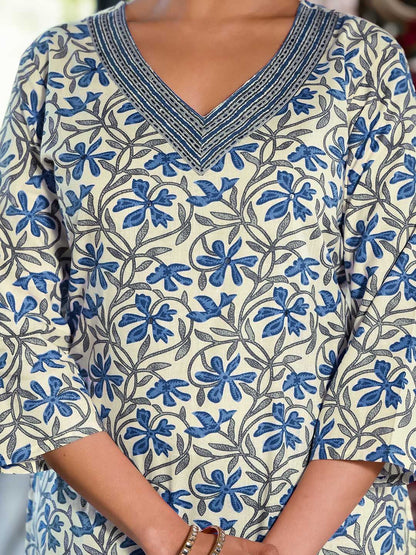 Dhiyona KL Floral Printed Regular Straight Pure Cotton Kurta with Trousers & Dupatta