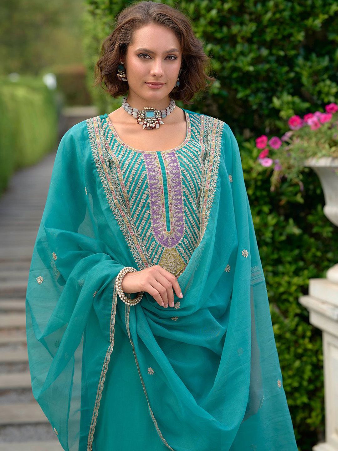 Dhiyona IE Ethnic Motifs Yoke Design Straight Kurta with Trousers & Dupatta