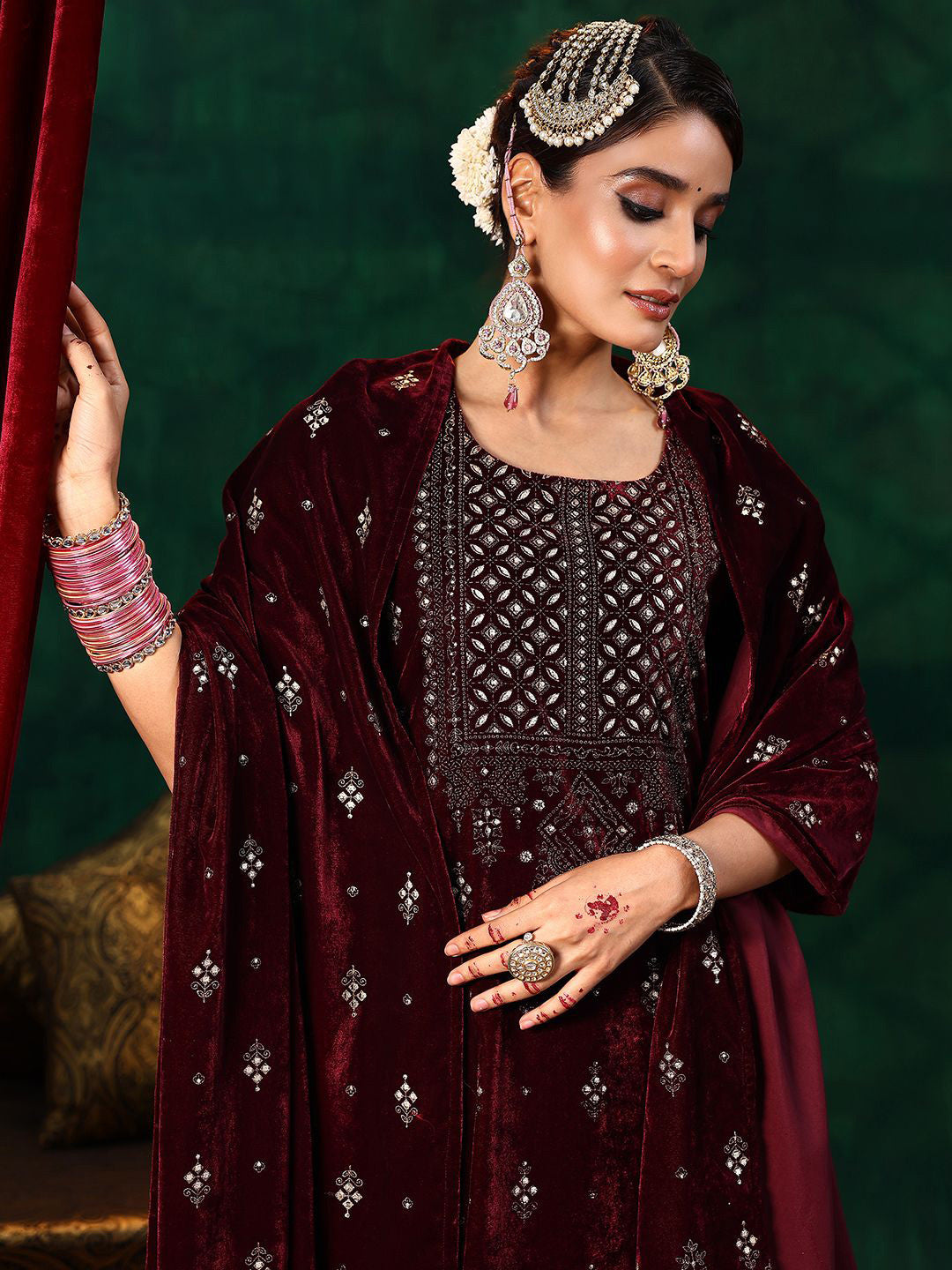 Women Floral Embroidered Kurta with Salwar & Dupatta