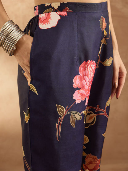 Women Floral Printed Regular Kurta with Trousers