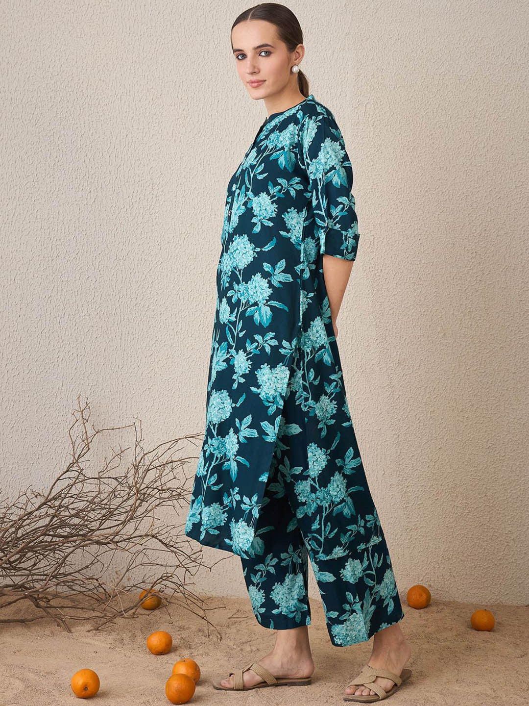 Women Floral Printed Regular Kurta with Palazzos