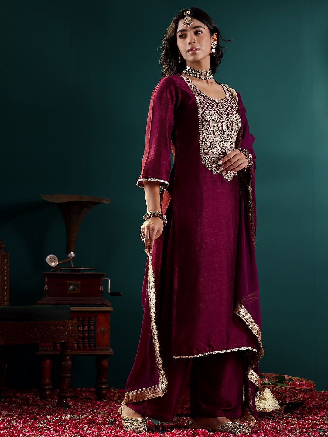 Dhiyona VA Women Ethnic Motifs Embroidered Regular Kurta with Palazzos & With Dupatta