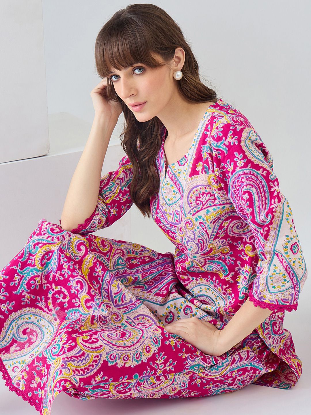 Dhiyona IE Women Paisley Printed Regular Pure Cotton Kurta with Trousers