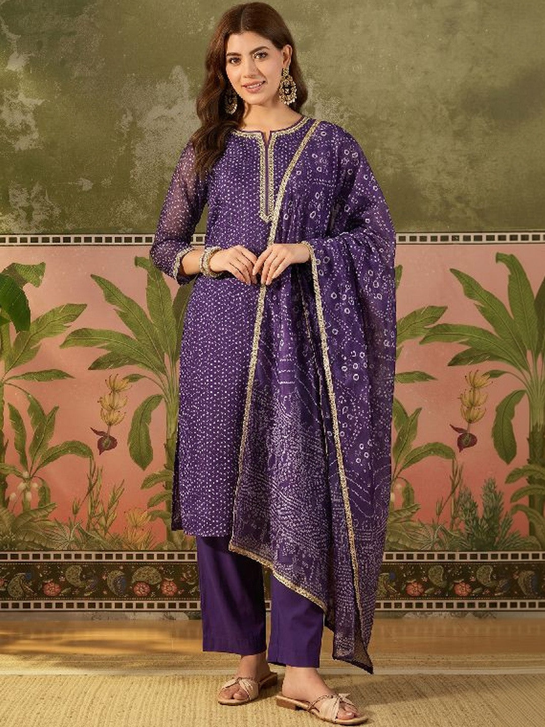 Printed Round Neck Kurta & Trousers With Dupatta