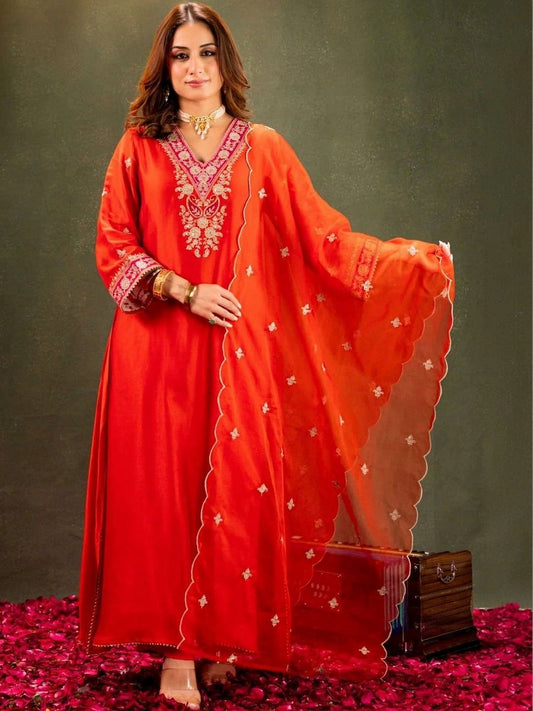 Dhiyona KL Women Ethnic Motifs Embroidered Regular Thread Work Chanderi Silk Kurta with Palazzos & With Dupatta