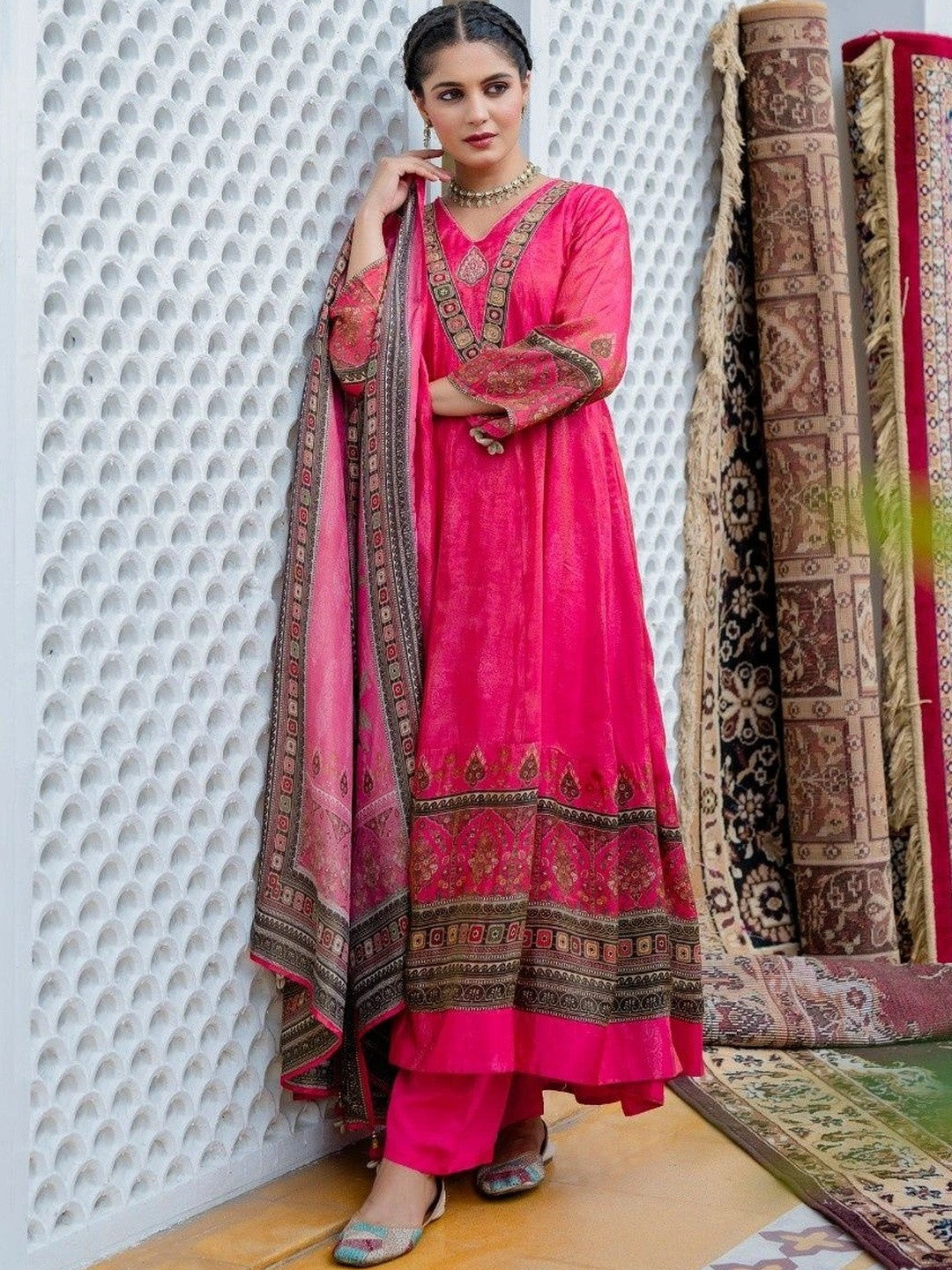 Women Ethnic Motifs Yoke Design Regular Kurta with Harem Pants