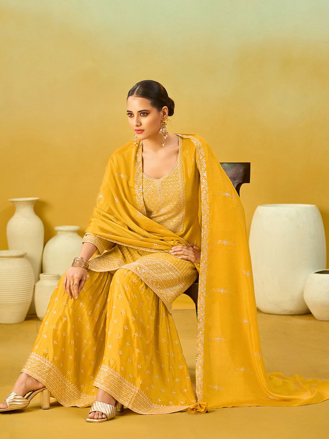 Dhiyona KL Women Ethnic Motifs Embroidered Regular Thread Work Kurta with Sharara & With Dupatta