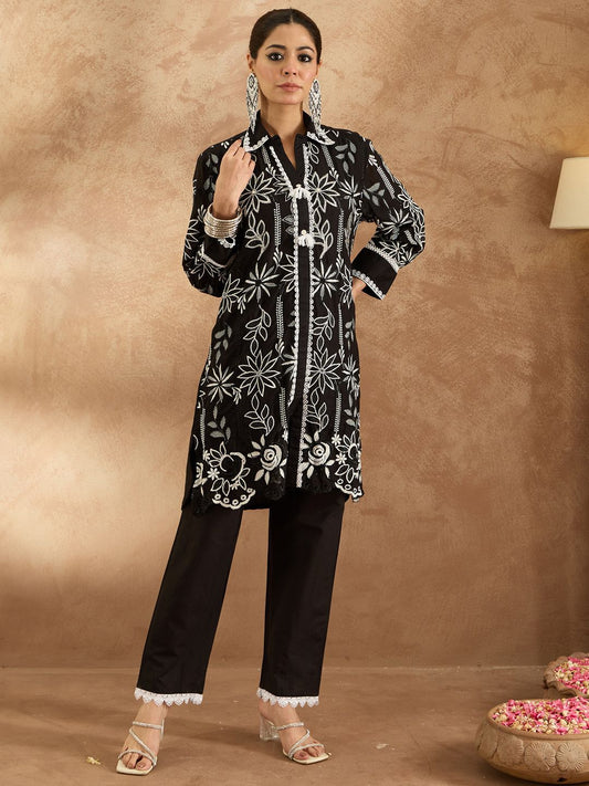 Dhiyona IE Women Floral Embroidered Regular Thread Work Pure Cotton Kurta with Trousers