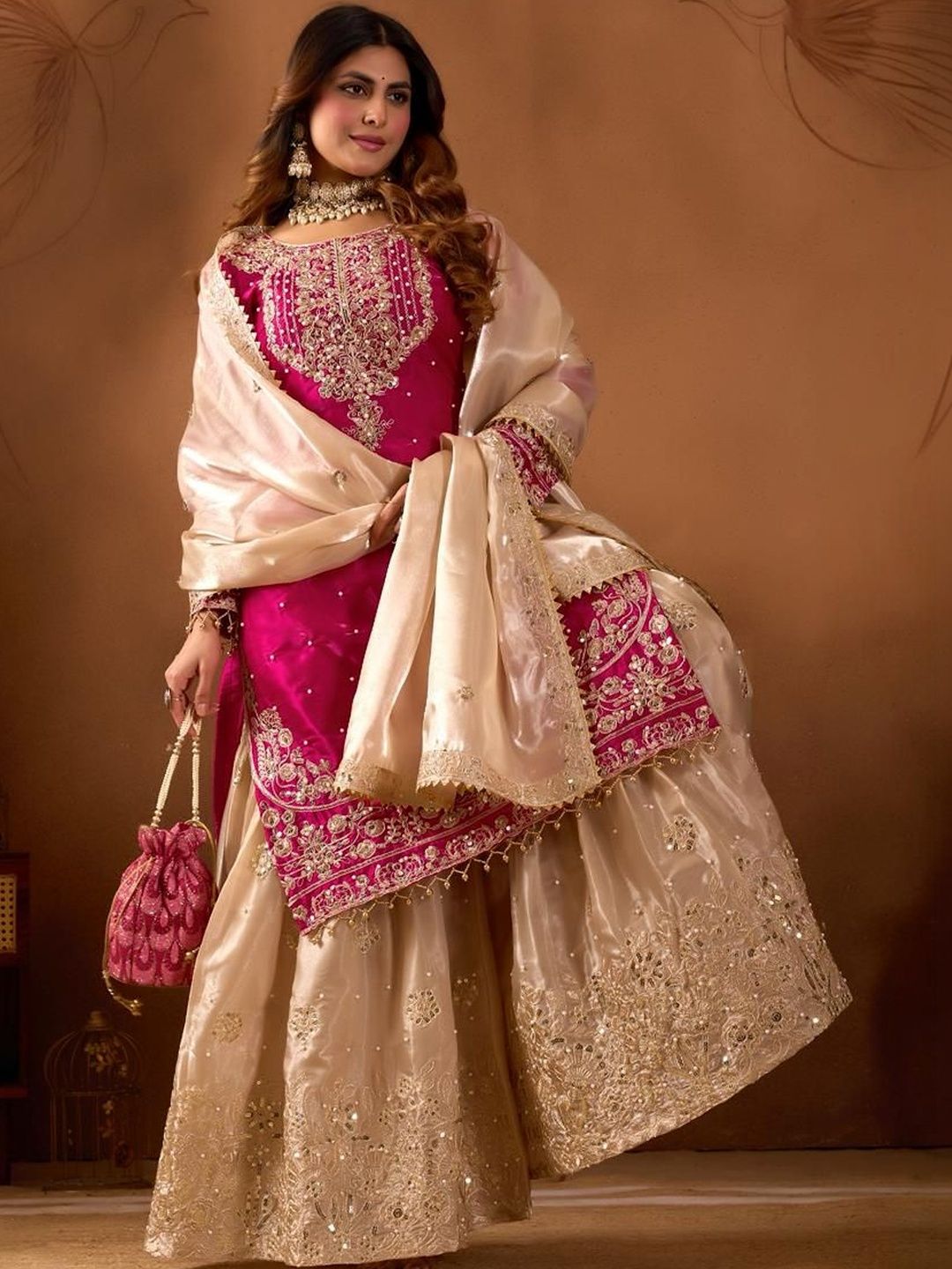 Dhiyona KL Women Ethnic Motifs Embroidered Regular Kurta with Sharara & With Dupatta
