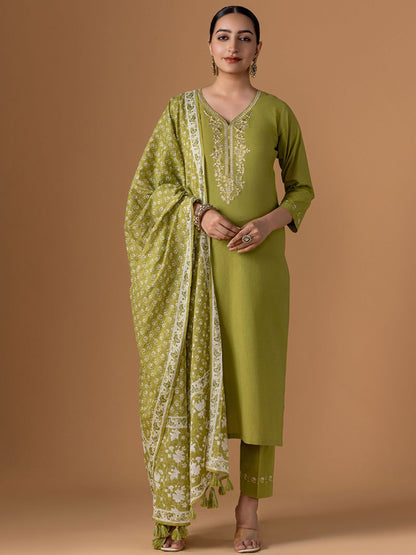 Dhiyona WP Women Ethnic Motifs Printed Cotton Kurta with Trousers & Dupatta