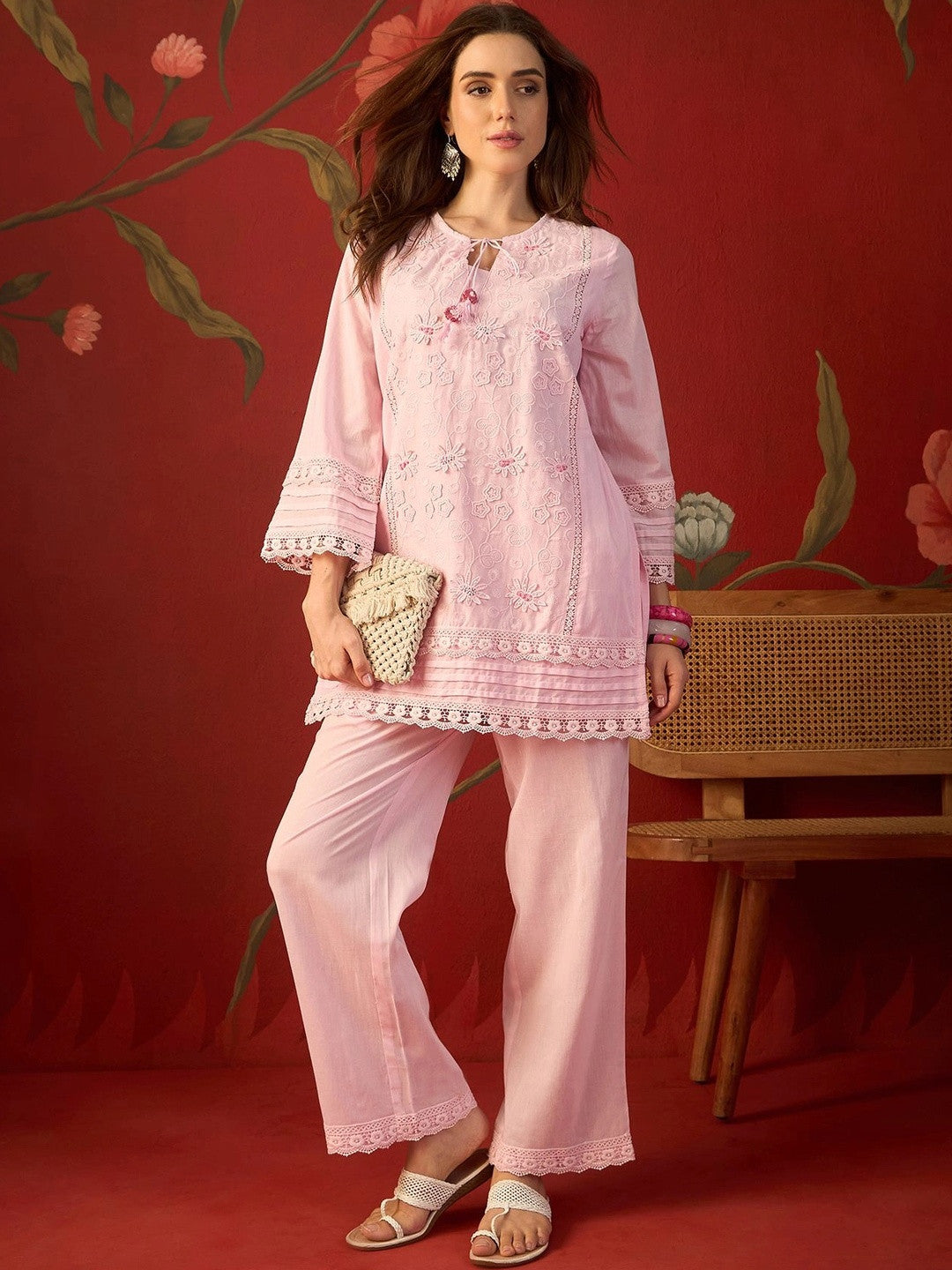 Women Ethnic Motifs Embroidered Regular Thread Work Pure Cotton Kurta with Palazzos