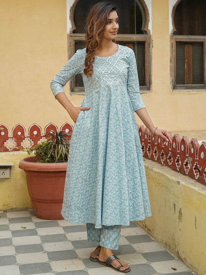 Dhiyona KL Floral Printed Gotta Patti Pure Cotton Kurta with Trousers & With Dupatta