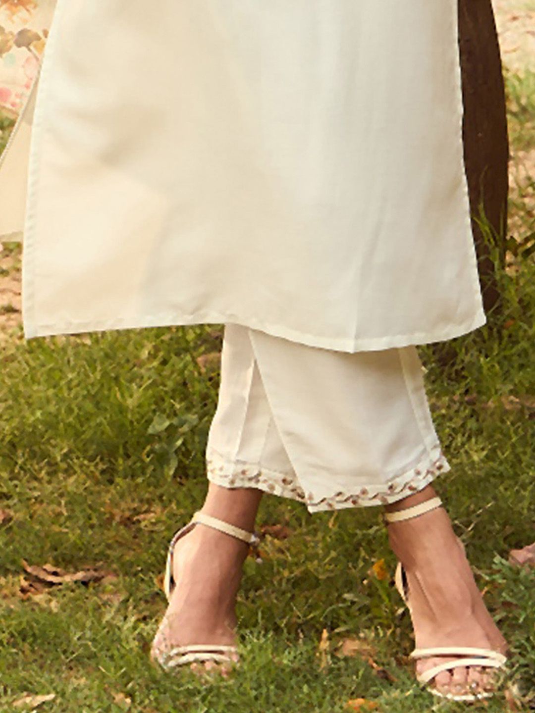Dhiyona IE Ethnic Motifs Embroidered Tie-Up Neck Straight Kurta with Trousers & Dupatta