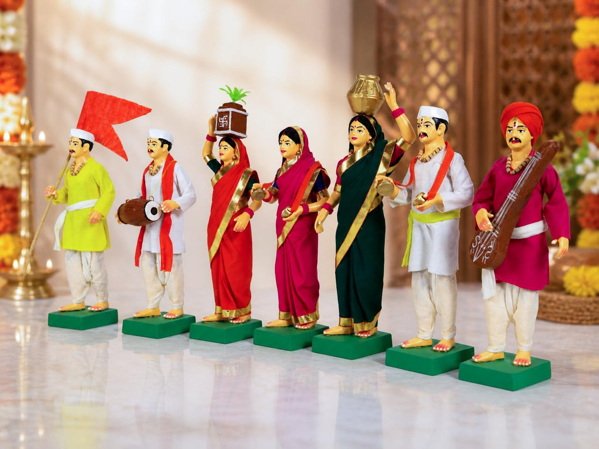 Niharika Collections Handmade Terracotta Clay Idols 8 Inch Clay Figurines Set of 7 | Traditional Handcrafted Pandharpur Warkari for Home Mandir, Navratri Decor, Golu and Gifting