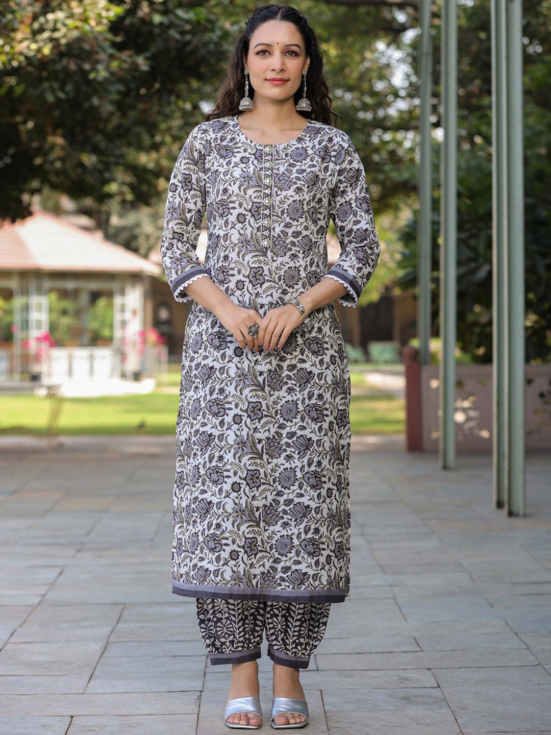 Dhiyona RR Women's Floral Printed Thread Work Pure Cotton Straight Kurta With Salwar & Dupatta
