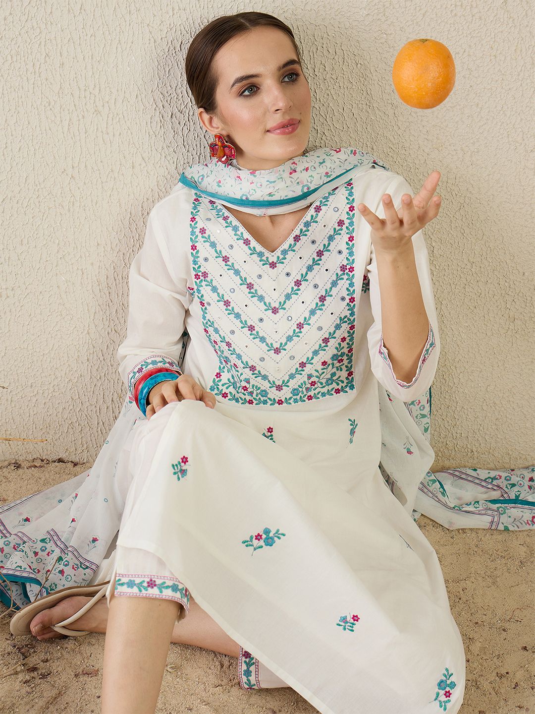 Dhiyona IE Women Floral Embroidered Cotton Kurta with Trousers & Dupatta