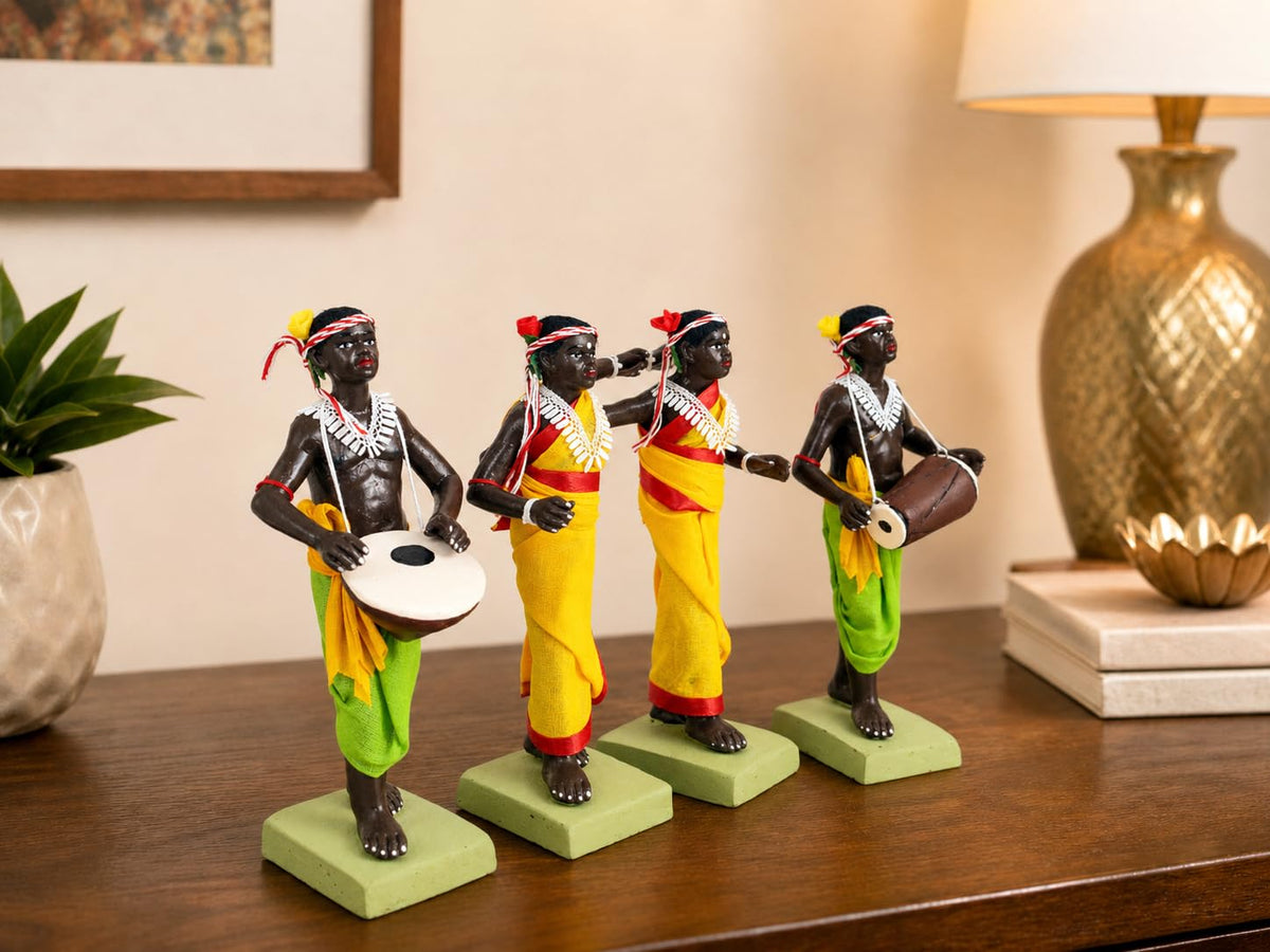 Niharika Collections Krishnanagar Handmade Clay Tribal Tiger Hunter Group Idol | Terracotta Folk Human Figurines | Traditional Home Decor & Gift Showpiece | Set of 5