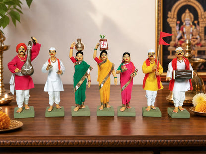 Niharika Collections Handmade Terracotta Clay Idols 6 Inch Clay Figurines Set of 7 | Traditional Handcrafted Pandharpur Warkari for Home Mandir, Navratri Decor, Golu and Gifting