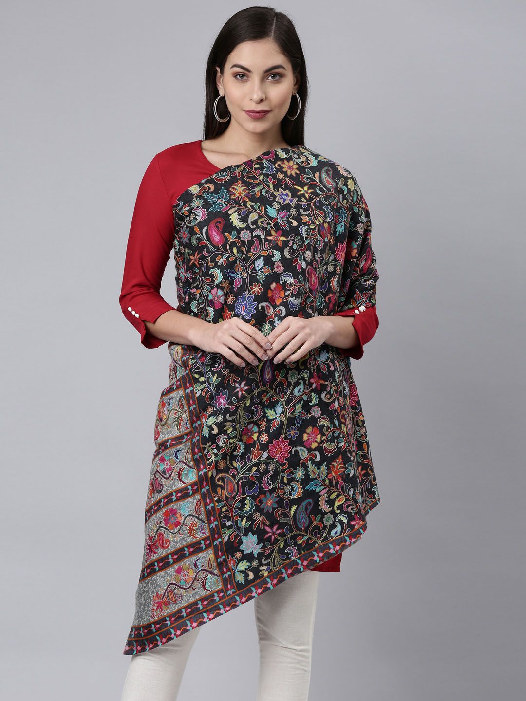 Dhiyona PA Women Black Embroidered Pure Wool Shawl