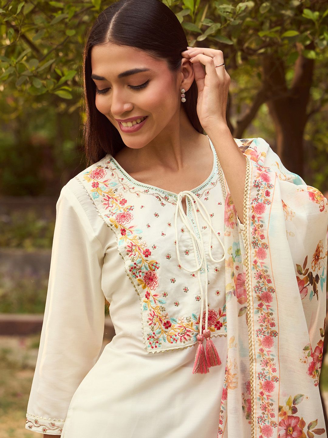 Dhiyona IE Ethnic Motifs Embroidered Tie-Up Neck Straight Kurta with Trousers & Dupatta