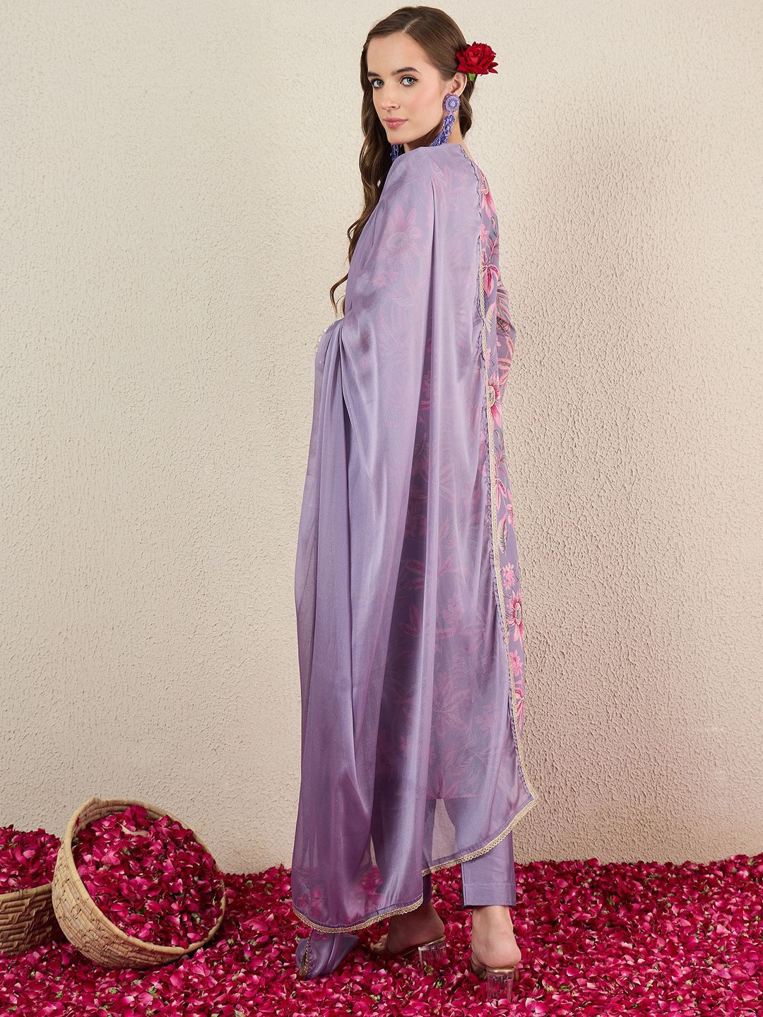 Dhiyona IE Women Floral Printed Kurta with Trousers & Dupatta