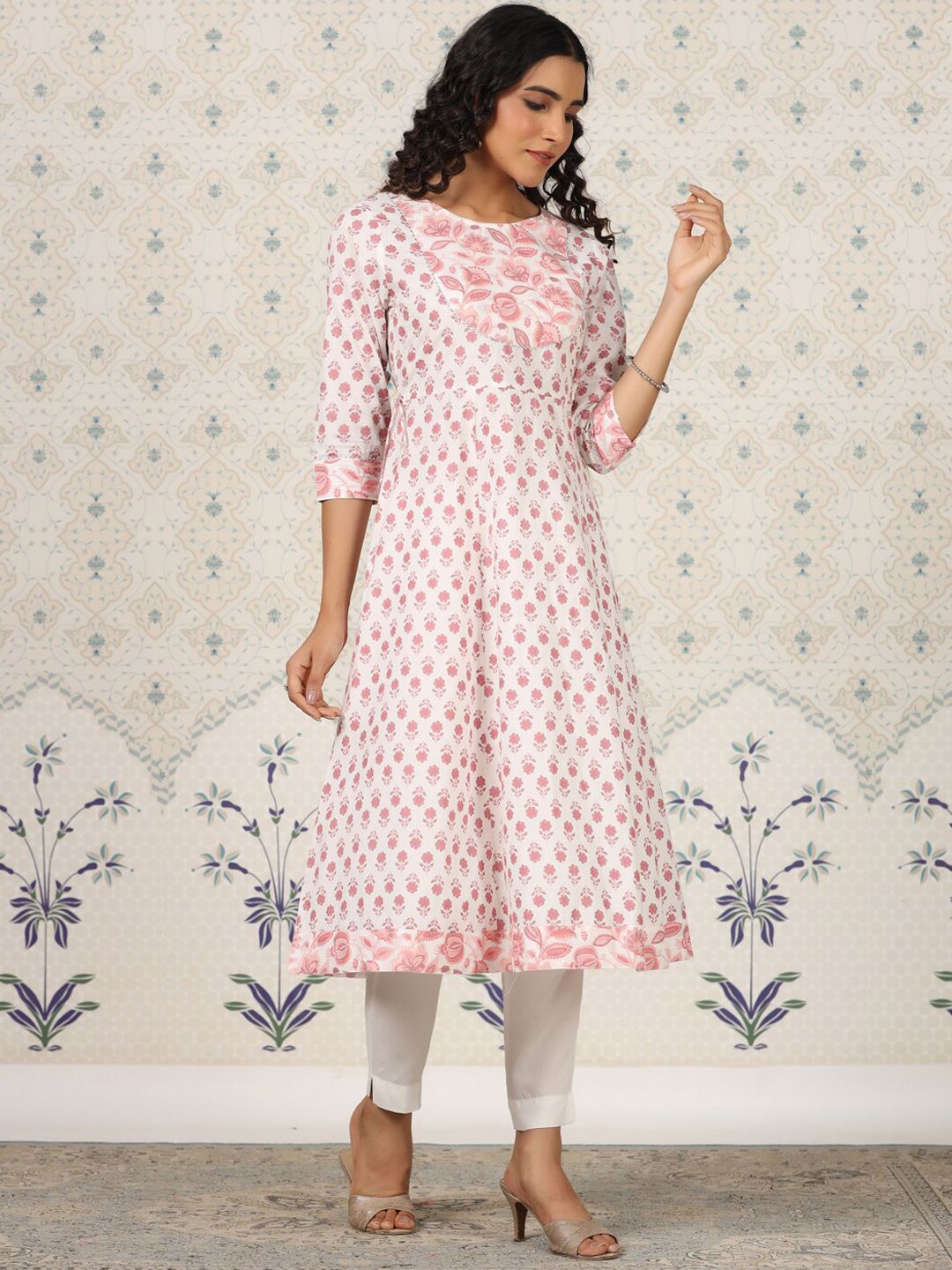 Dhiyona OD  Floral Printed Gotta Patti Pure Cotton A-Line Kurta