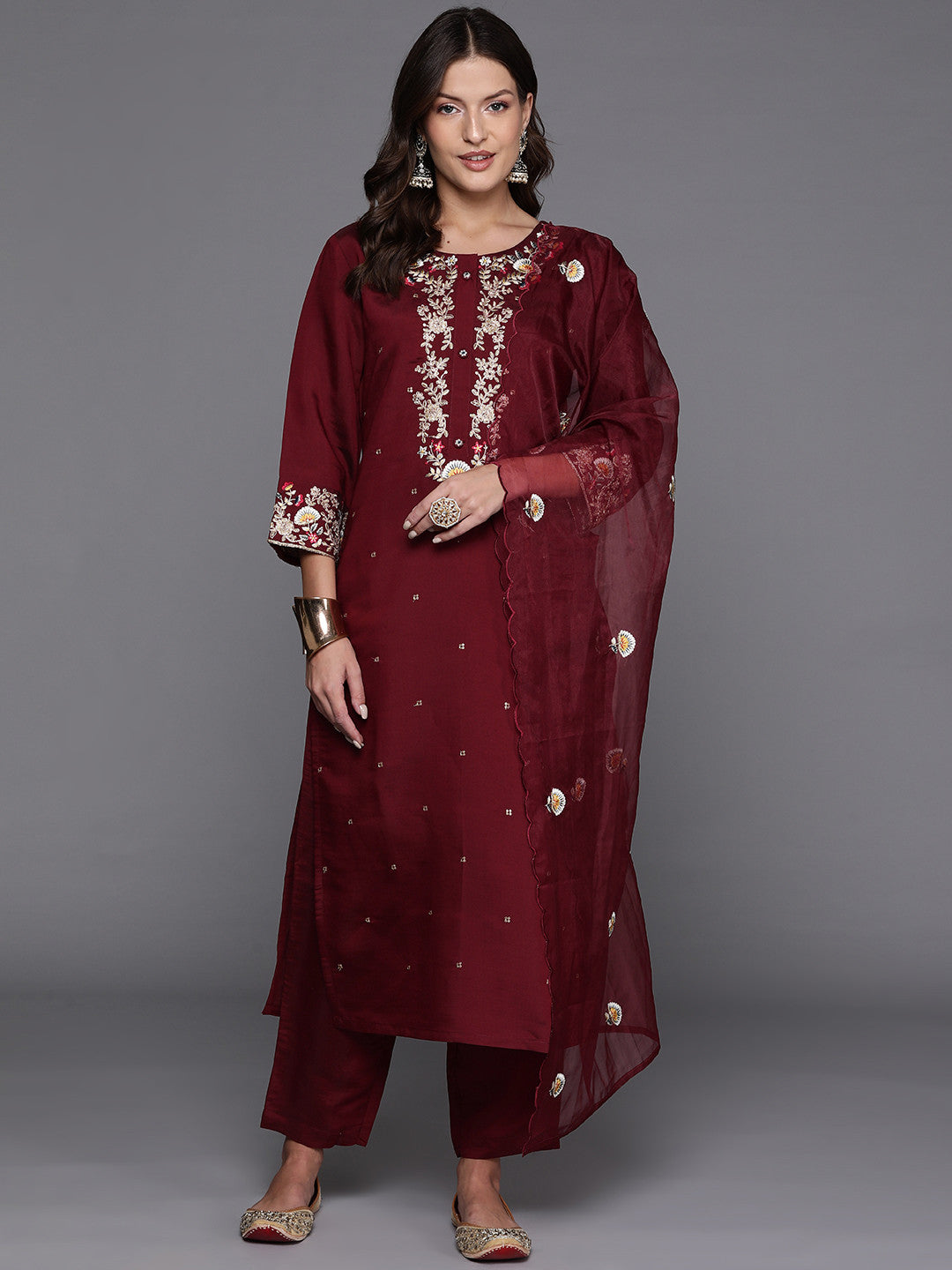 Women Floral Yoke Design Regular Thread Work Kurta with Trousers & Dupatta