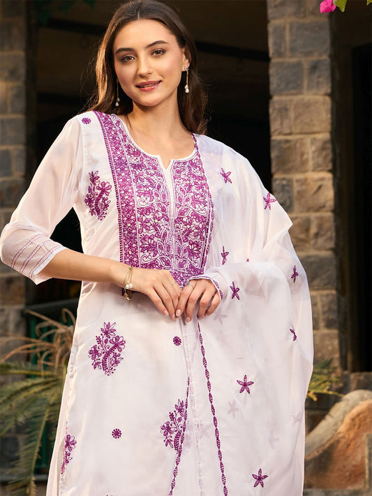 Floral Embroidered Regular Thread Work Kurta with Trousers & Dupatta