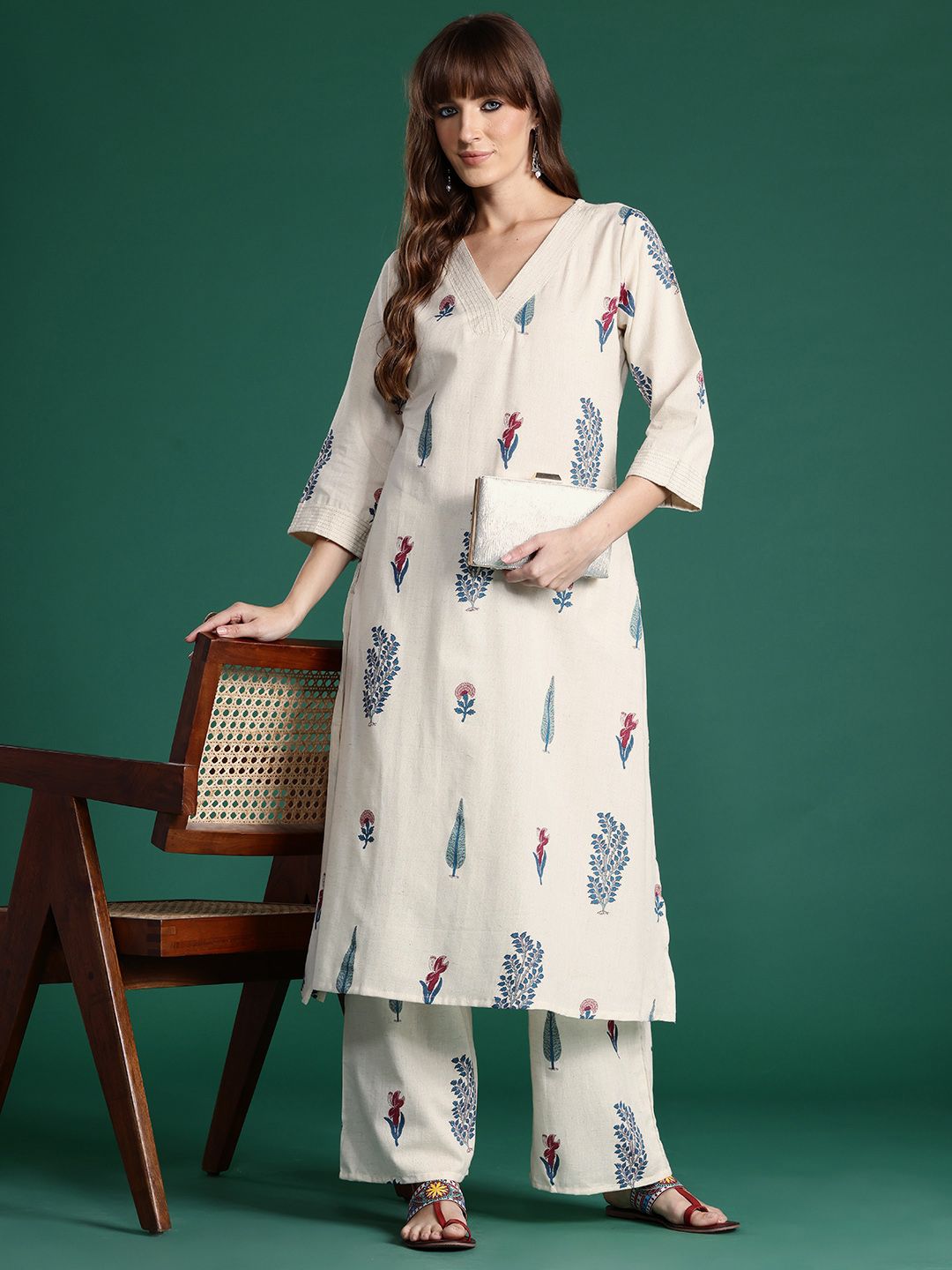 Dhiyona IE Women Floral Printed Pure Cotton Kurta with Palazzos