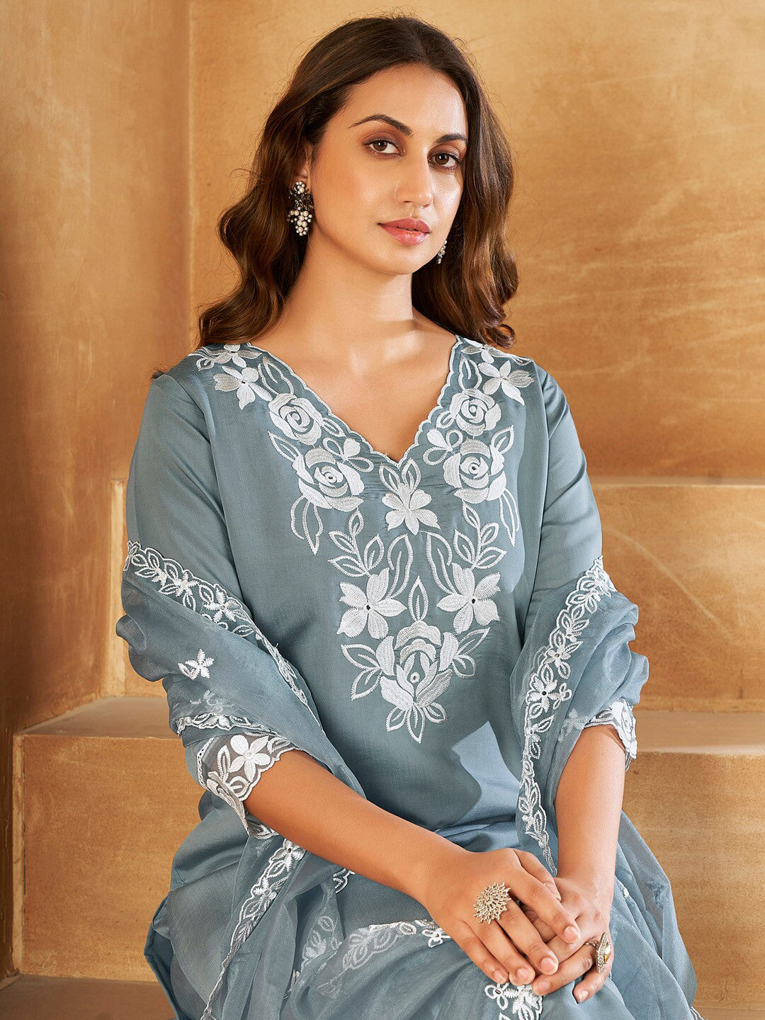 Floral V-neck Embroidered Regular Thread Work Kurta with Trousers & With Dupatta
