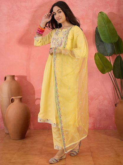 Zari Sequence Embroidered Straight Kurta & Trousers With Dupatta