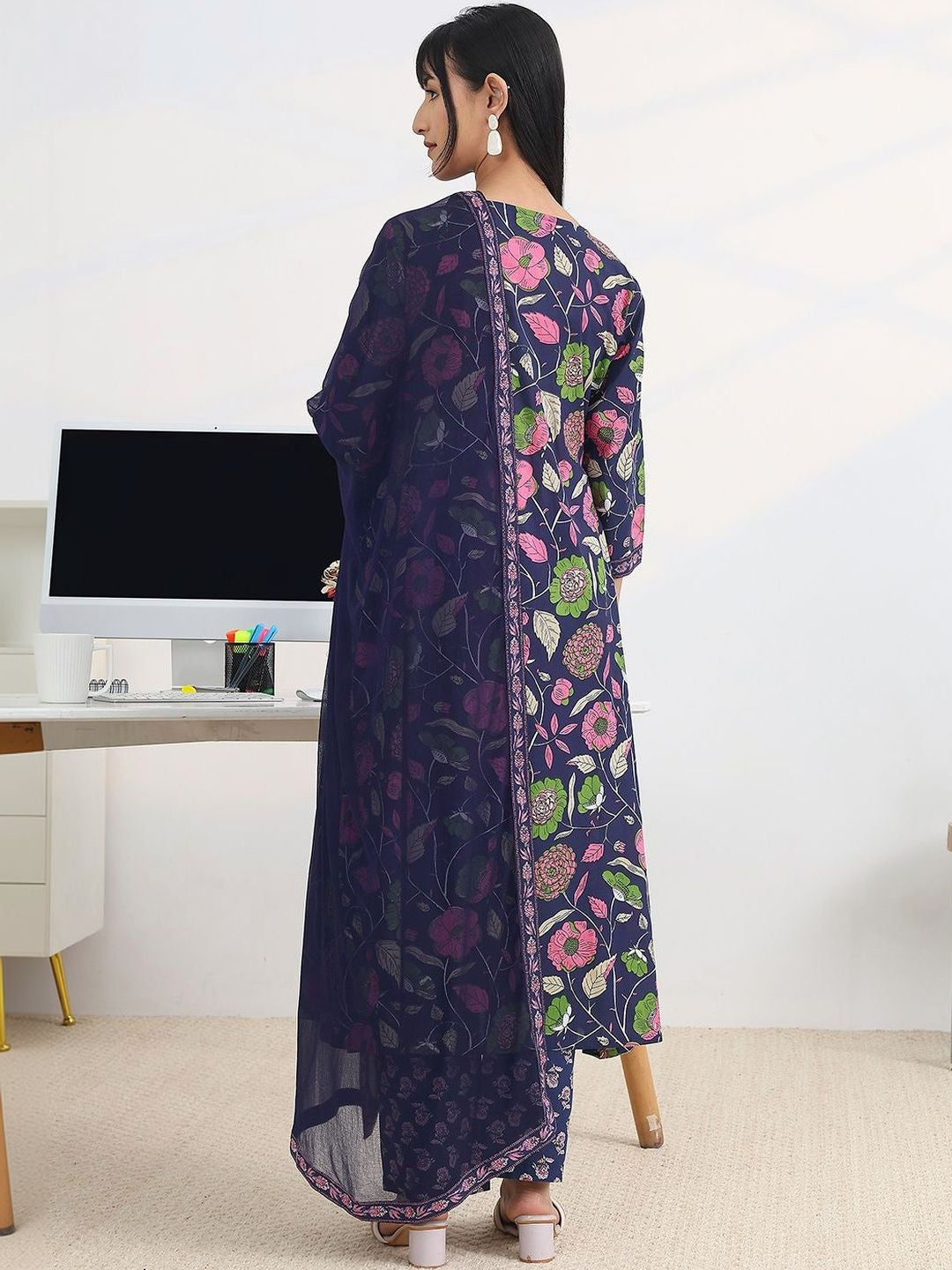 Women Floral Printed Panelled Kurta with Trousers & With Dupatta